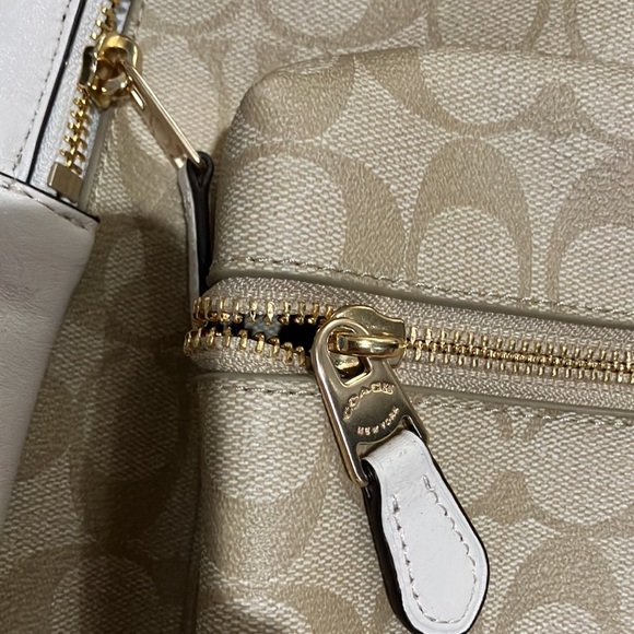 Coach Charlie Backpack In Signature Canvas F58314 - Picture 10 of 11